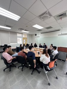 Faculty-Student Meeting Held on October 28, 2025