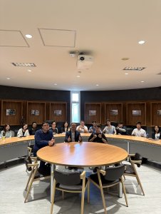 Welcome Asst. Prof. Yu-Chia Ko from National Chengchi University  to give a lecture